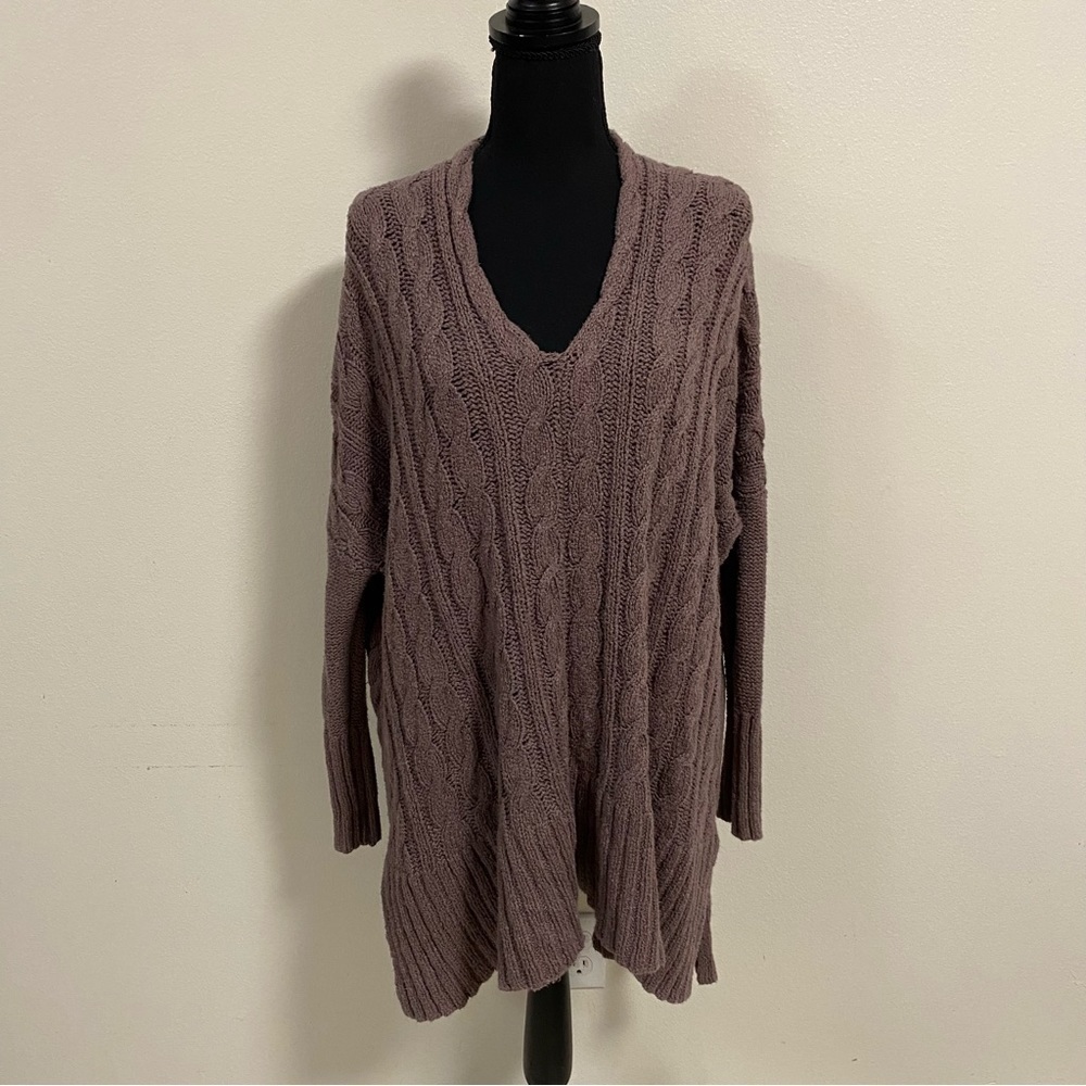 Free People V-Neck Sweater in Mauve